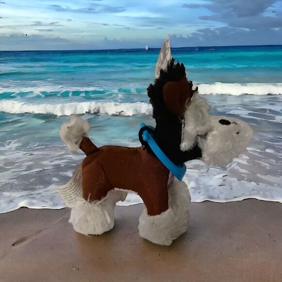 McDonalds ROMEO Hotel For Dogs #6 Plush Toy With Tags‎ Mini Fast Food Premium - Picture 14 of 16